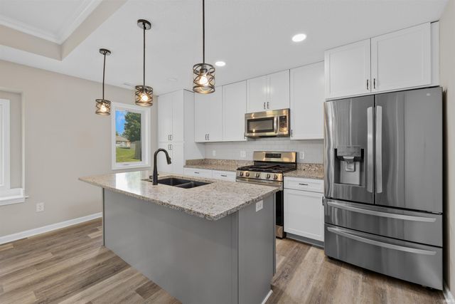 9883 Gerig Road, Leo, IN 46765