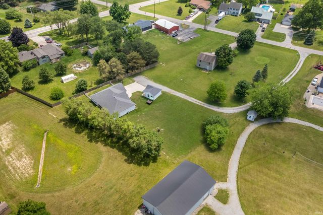 9883 Gerig Road, Leo, IN 46765