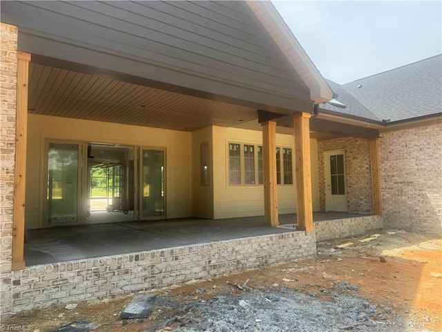 6787 Ridge Road, Lexington, NC 27295