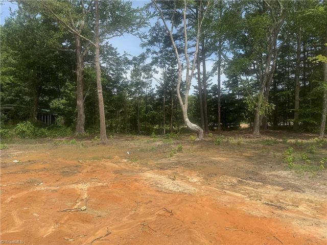 6787 Ridge Road, Lexington, NC 27295