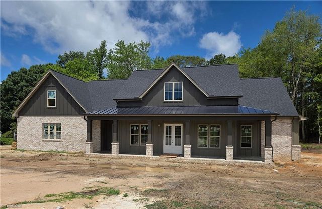 6787 Ridge Road, Lexington, NC 27295
