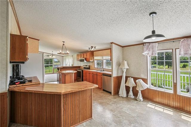 507 NW 165 Road, Centerview, MO 64019