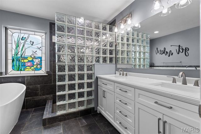 1353 Montevale Court, Fenton, MO 63026