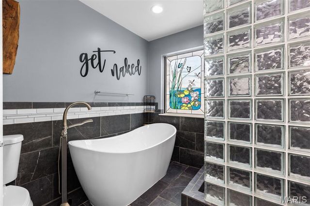 1353 Montevale Court, Fenton, MO 63026