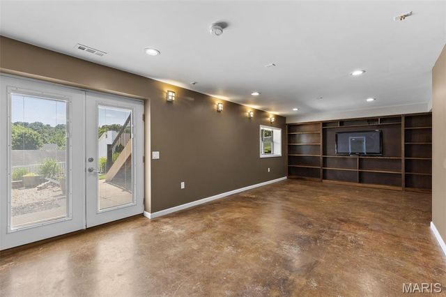 1353 Montevale Court, Fenton, MO 63026