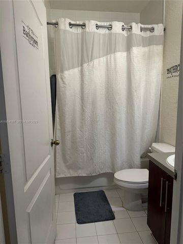 1043 SE 23rd Avenue, Homestead, FL 33035