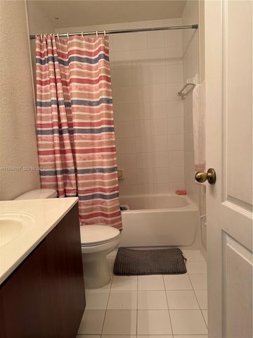 1043 SE 23rd Avenue, Homestead, FL 33035