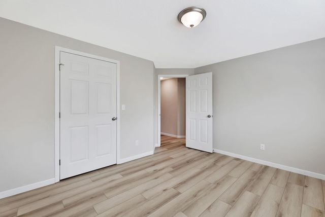 9287 E Fox Pointe, Bel Aire, KS 67226