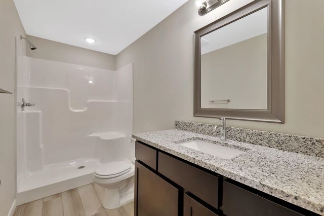 9287 E Fox Pointe, Bel Aire, KS 67226