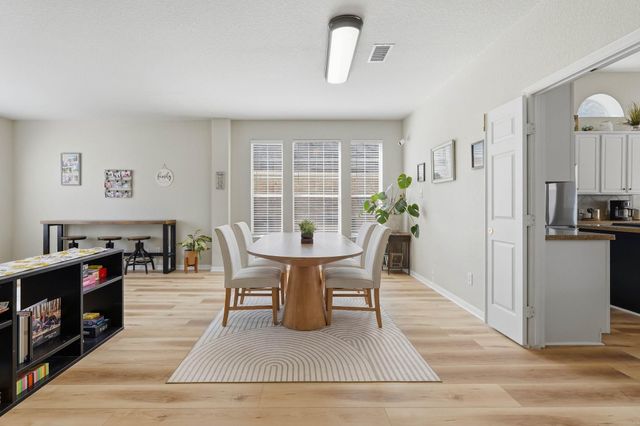 23 Murmuring Creek Place, The Woodlands, TX 77385