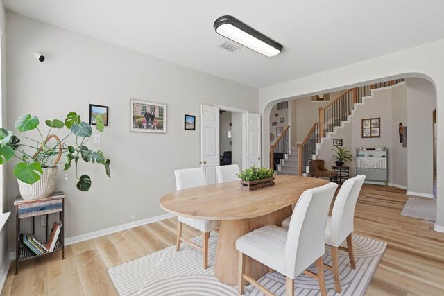 23 Murmuring Creek Place, The Woodlands, TX 77385