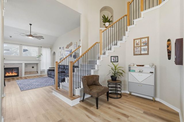 23 Murmuring Creek Place, The Woodlands, TX 77385