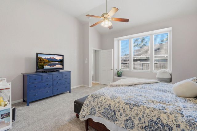 23 Murmuring Creek Place, The Woodlands, TX 77385