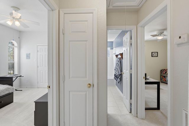 23 Murmuring Creek Place, The Woodlands, TX 77385