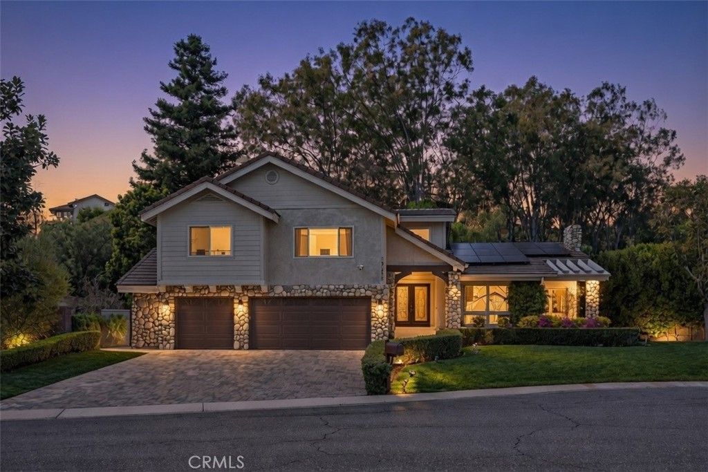27215 Stagewood Court, Laguna Hills, CA 92653