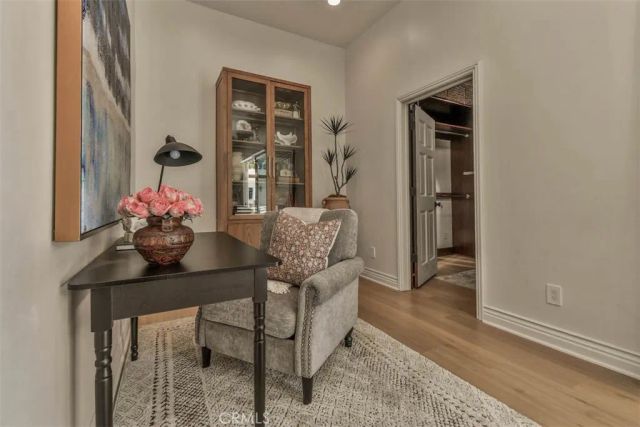 5124 Boda Place, Woodland Hills, CA 91367