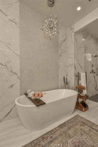 5124 Boda Place, Woodland Hills, CA 91367