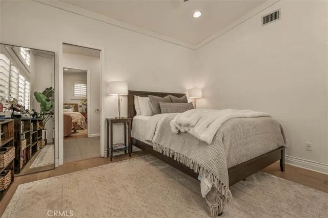 5124 Boda Place, Woodland Hills, CA 91367
