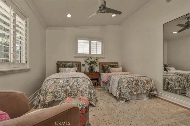 5124 Boda Place, Woodland Hills, CA 91367