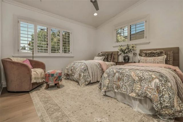 5124 Boda Place, Woodland Hills, CA 91367