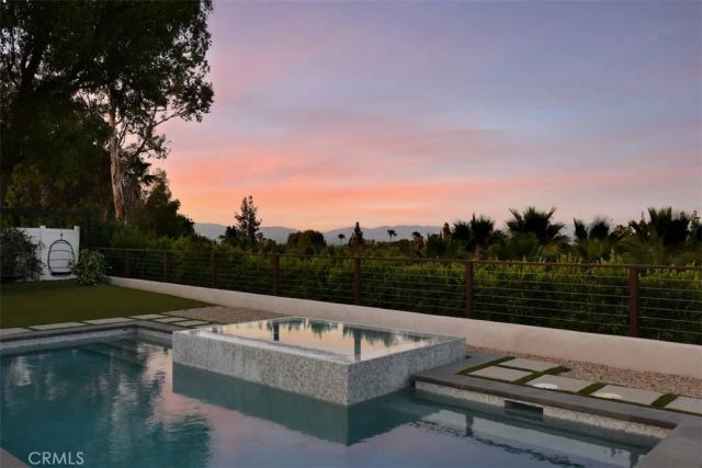 5124 Boda Place, Woodland Hills, CA 91367