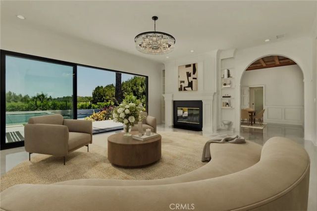 5124 Boda Place, Woodland Hills, CA 91367