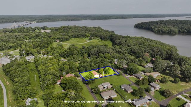 455 Canton Lakeshore Dr # 29, Cadiz, KY 42211