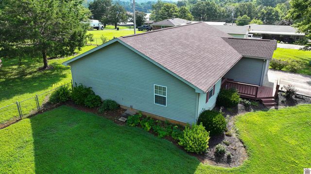 455 Canton Lakeshore Dr # 29, Cadiz, KY 42211