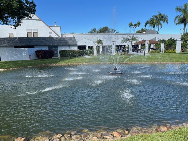 7351 Kinghurst Dr 302, Delray Beach, FL 33446