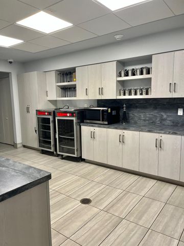 7351 Kinghurst Dr 302, Delray Beach, FL 33446