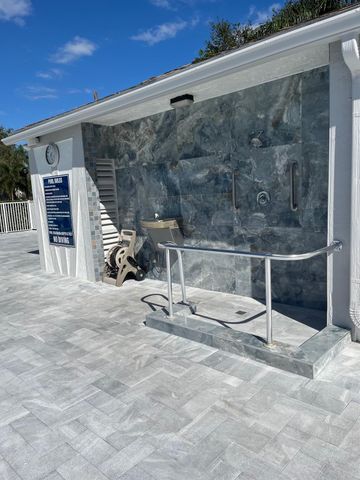 7351 Kinghurst Dr 302, Delray Beach, FL 33446