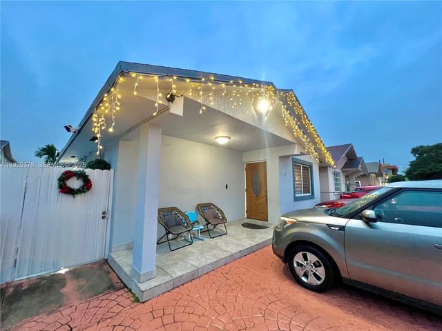 1430 W 42nd St, Hialeah, FL 33012