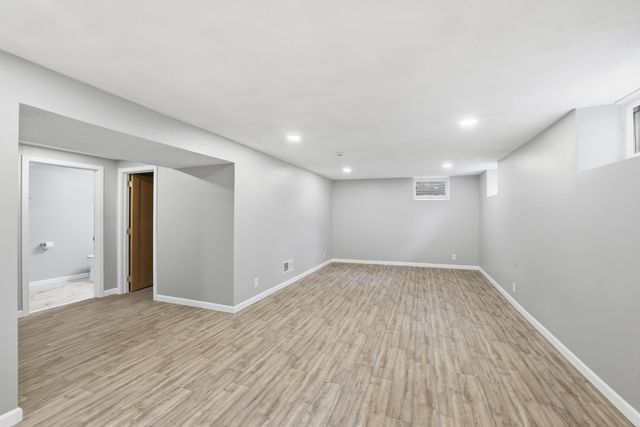 7725 W 22nd Street, Saint Louis Park, MN 55426