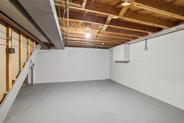 7725 W 22nd Street, Saint Louis Park, MN 55426