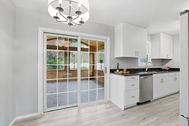 7725 W 22nd Street, Saint Louis Park, MN 55426
