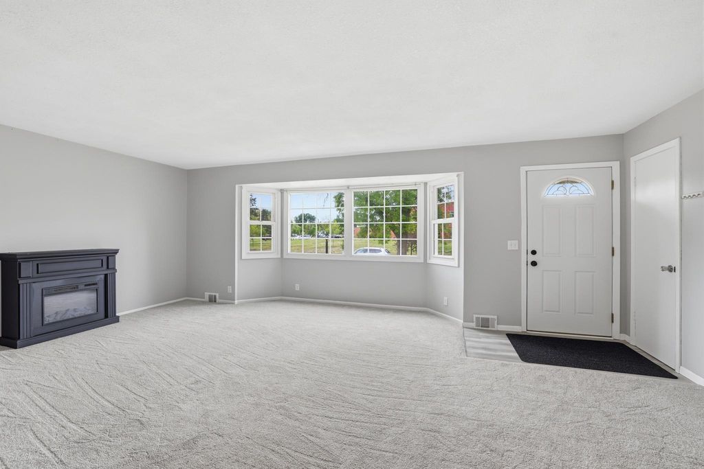 7725 W 22nd Street, Saint Louis Park, MN 55426
