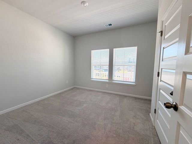 546 Magnolia Terrace Dr, Myrtle Beach, SC 29579