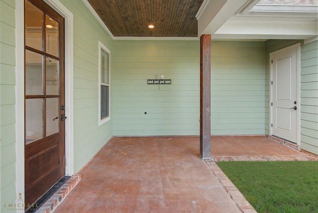 3039 Maple Grove Avenue, Shreveport, LA 71106