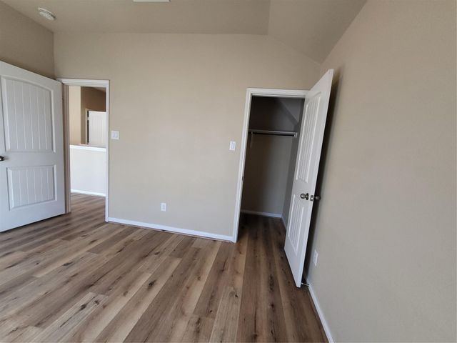 1906 Howth Avenue, Houston, TX 77051