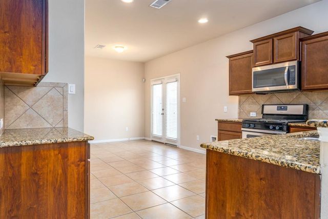 1906 Howth Avenue, Houston, TX 77051