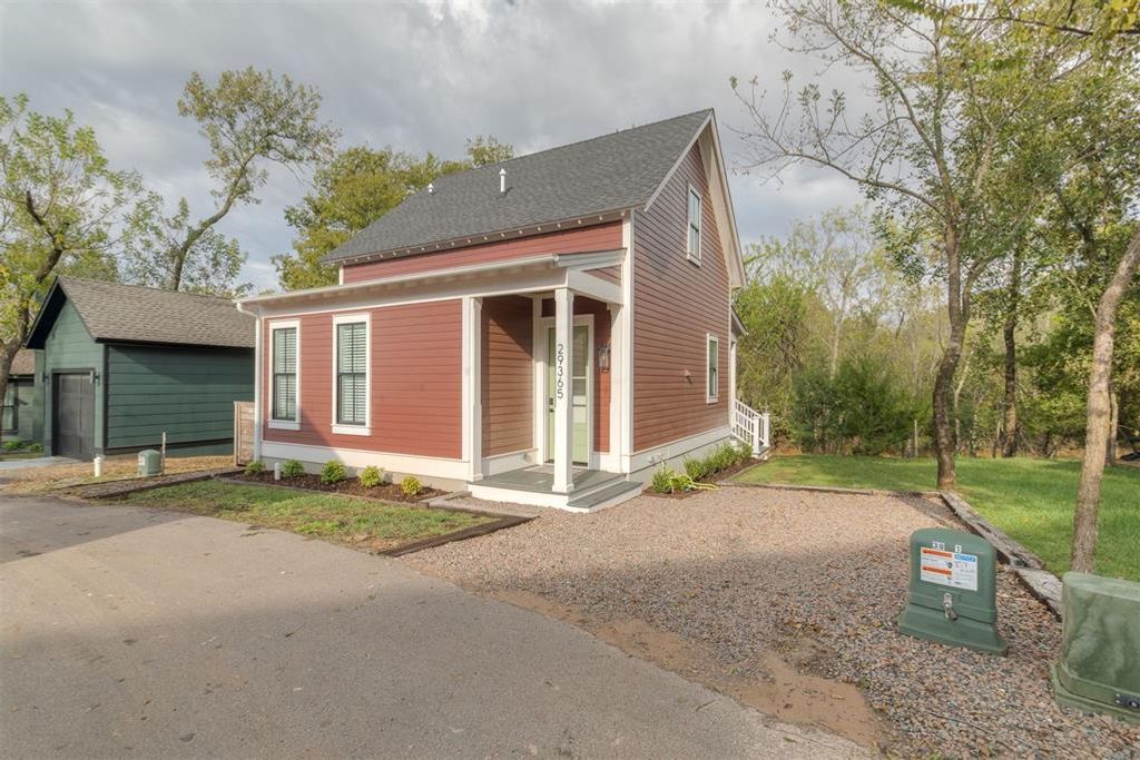 29365 Cottage Woods Road, Norman, OK 73072