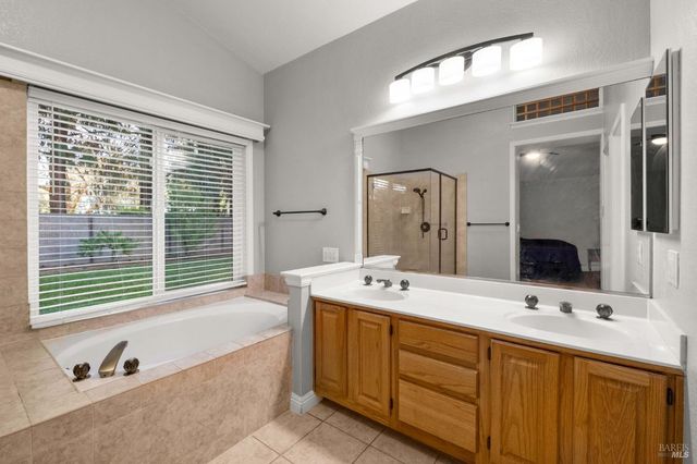 619 Rutgers St, Vacaville, CA 95687