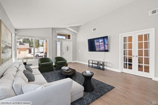 619 Rutgers St, Vacaville, CA 95687