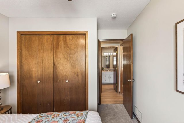 4410 Clover Lane, Eagan, MN 55122