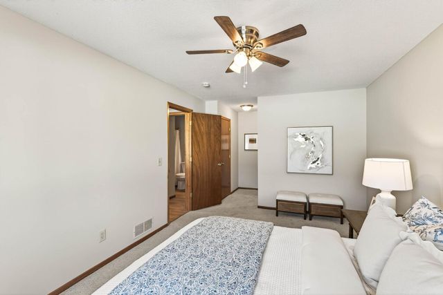 4410 Clover Lane, Eagan, MN 55122