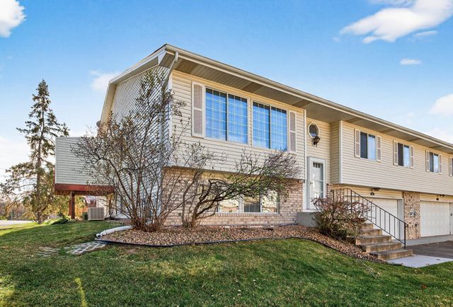 4410 Clover Lane, Eagan, MN 55122