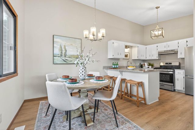 4410 Clover Lane, Eagan, MN 55122