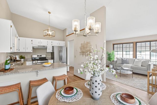 4410 Clover Lane, Eagan, MN 55122