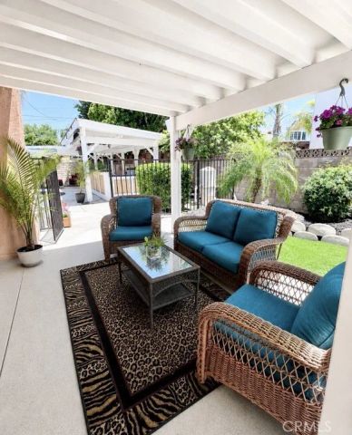 21104 Rosedell Drive, Saugus, CA 91350