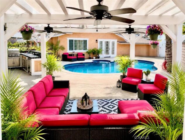 21104 Rosedell Drive, Saugus, CA 91350